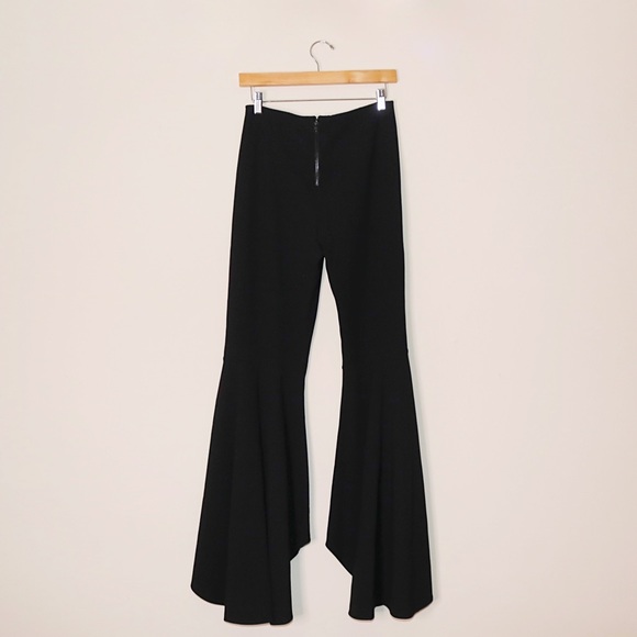 SOLD! ❤️ Alice + Olivia Jinny High-Low Flared-Leg Pants in Black - Picture 4 of 15